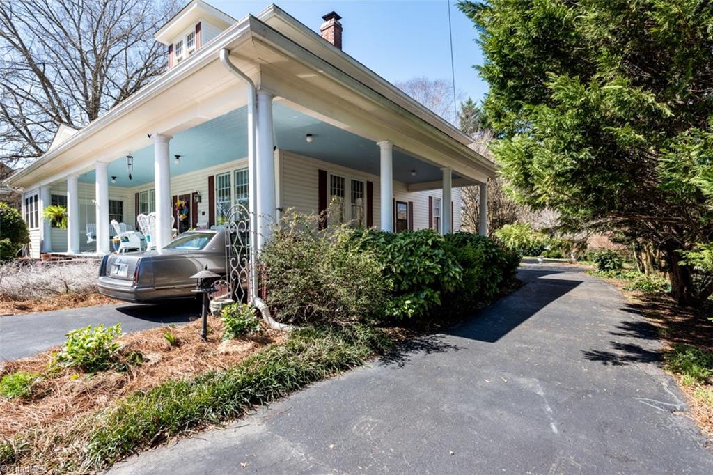 421 Boone Road Eden, NC 27288 - Photo 3 of 38 Gallery Image 3