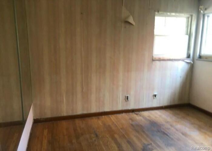 12241 Rutherford Street Detroit, MI 48227 - Photo 8 of 15