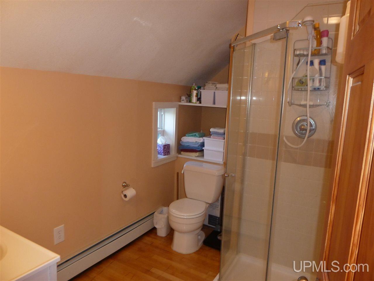 24944 Chestnut Street Calumet, MI 49913 - Photo 26 of 36 Gallery Image 26