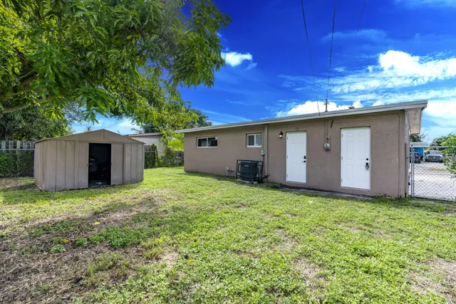 $311,000 | 1379 10th Street, West Palm Beach, FL 33401