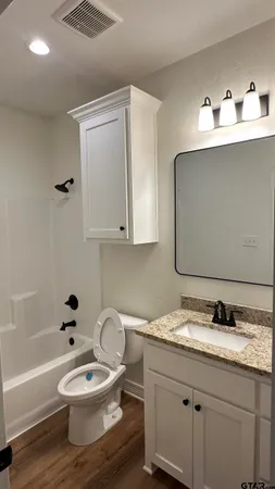$284,900 | 257 Oak Vly Drive, Gilmer, TX 75644