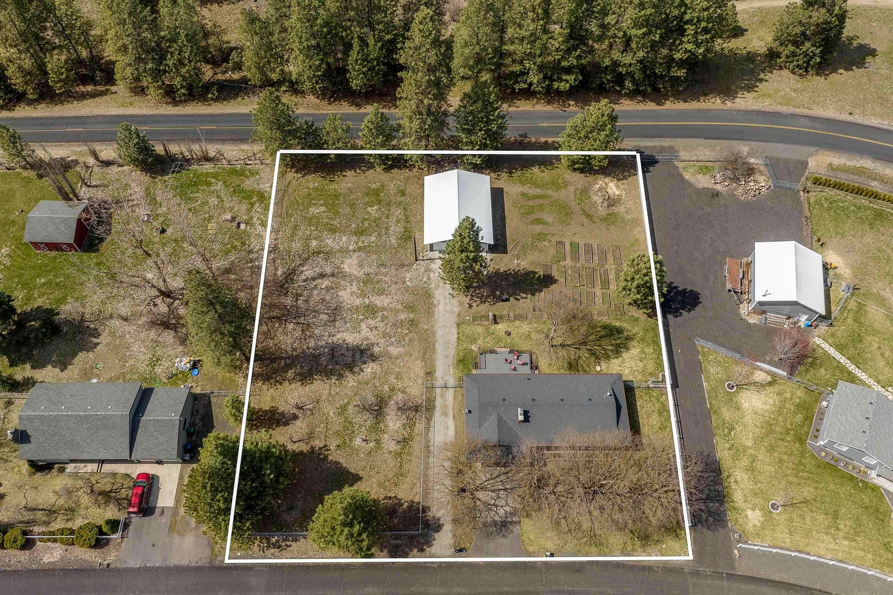 11725 North Cheyenne Road Mead, WA 99021 - Photo 4 of 29 Gallery Image 4