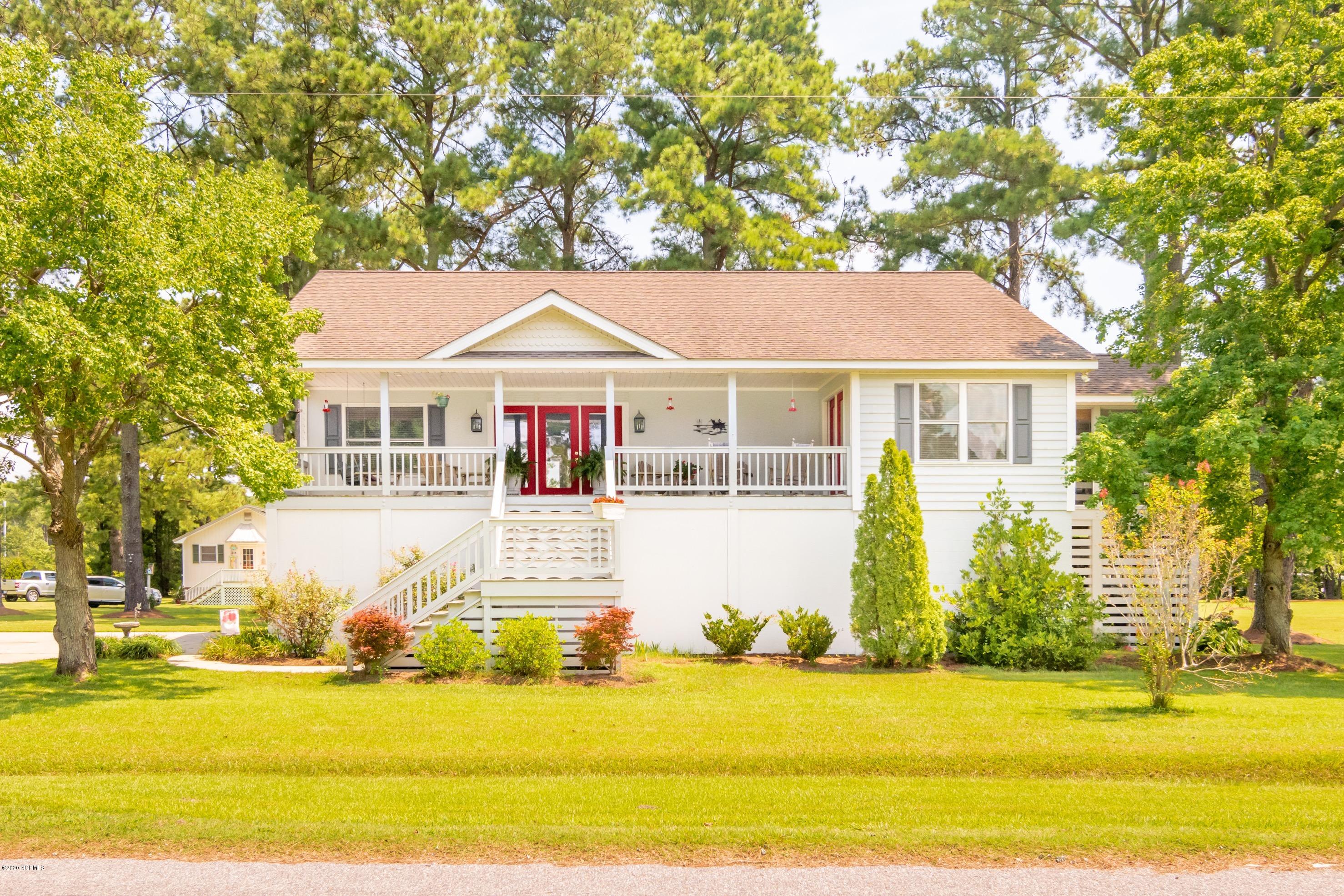415 Smith Shore Road Belhaven, NC 27810 - Photo 1 of 38 Main View