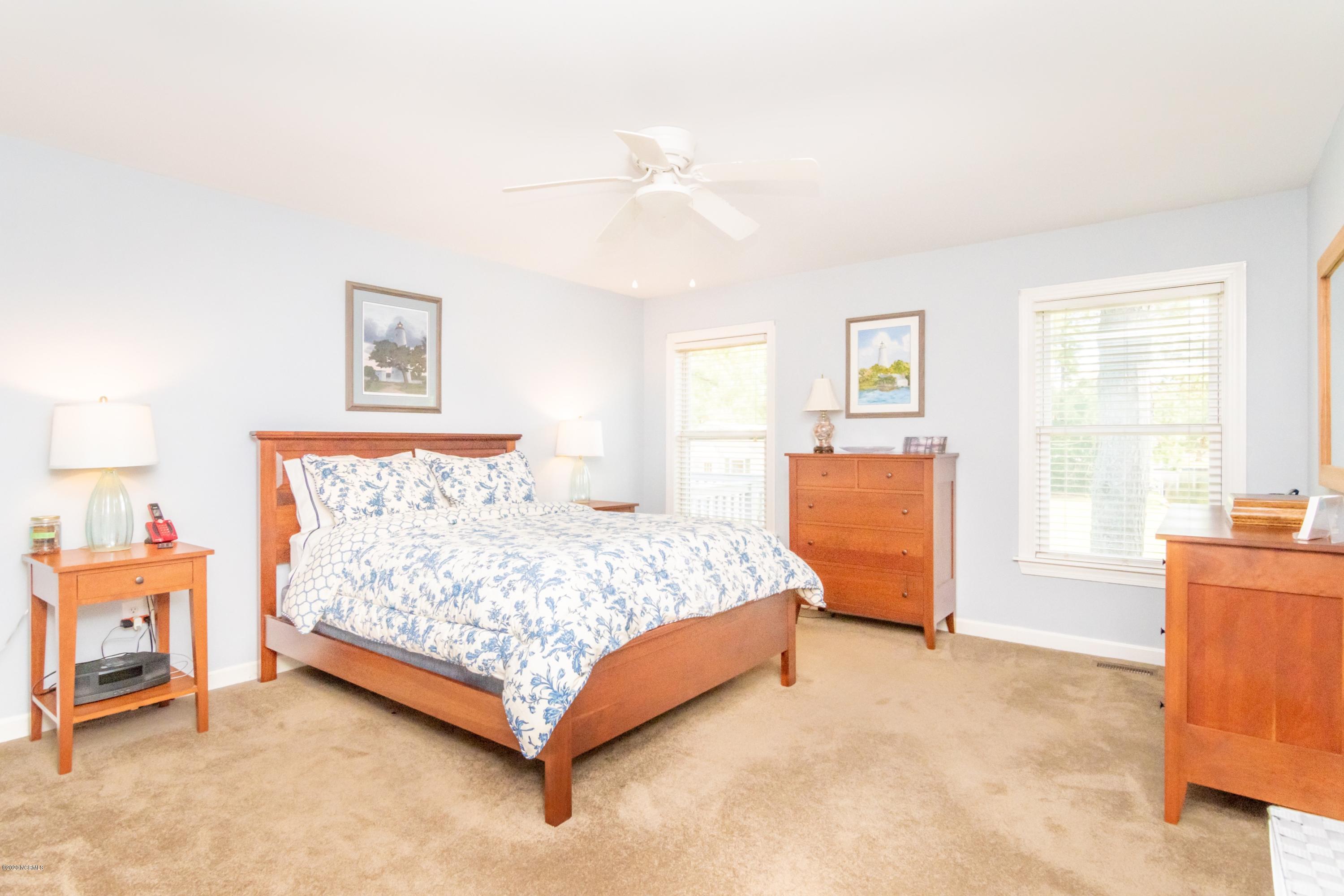 415 Smith Shore Road Belhaven, NC 27810 - Photo 15 of 38 015_MasterBedroom