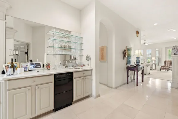 $2,500 | 4513 Country Club View, Baytown, TX 77521