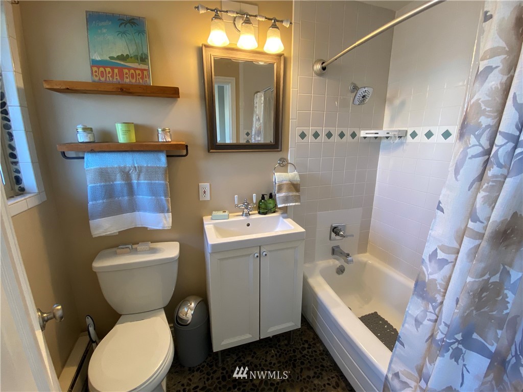 21118 77th Place West, Unit 102 Edmonds, WA 98026 - Photo 17 of 26