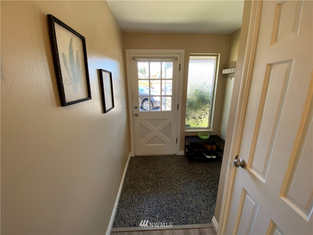 21118 77th Place West, Unit 102 Edmonds, WA 98026 - Photo 20 of 26