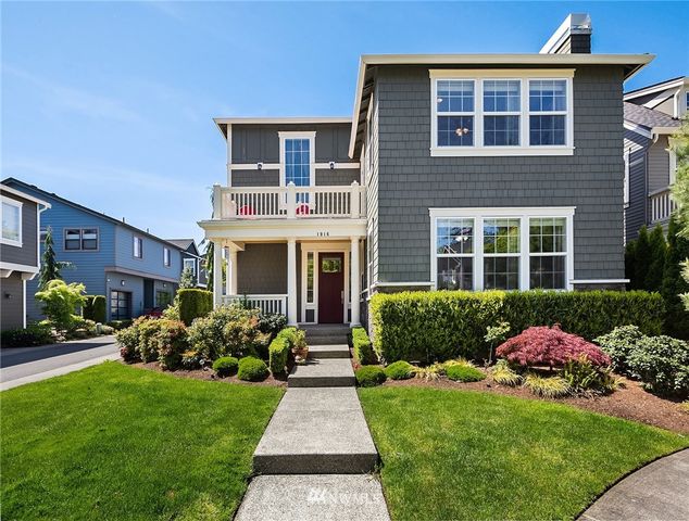 $1,350,000 | 1016 Pine Crest Circle Northeast, Issaquah, WA 98029
