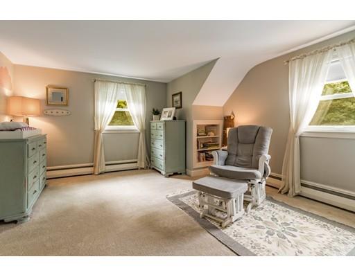 17 Butterworth Road Beverly, MA 01915 - Photo 16 of 24 Gallery Image 16