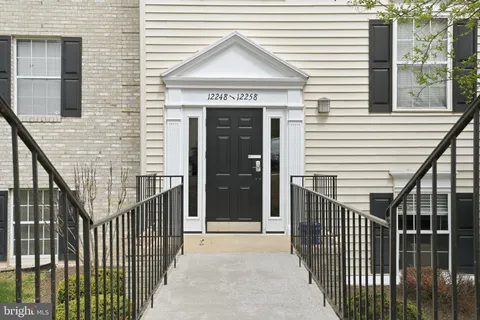 $278,999 | 12250 Stevenson Court, Woodbridge, VA 22192