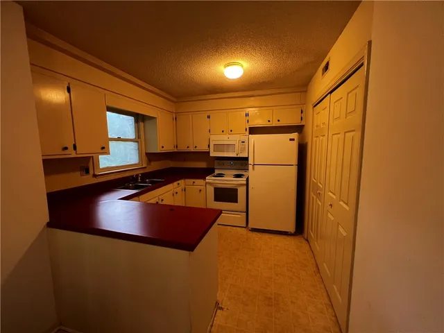 $175,000 | 900 F Creekside Drive, Clemson, SC 29631