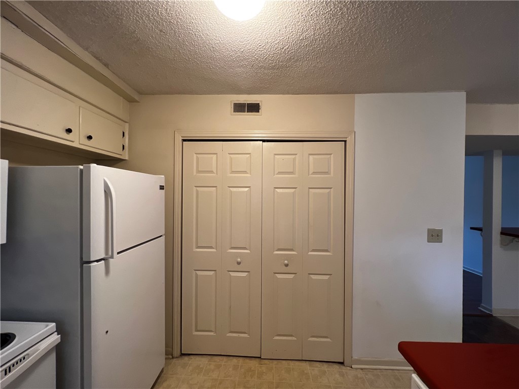 900 F Creekside Drive Clemson, SC 29631 - Photo 4 of 18