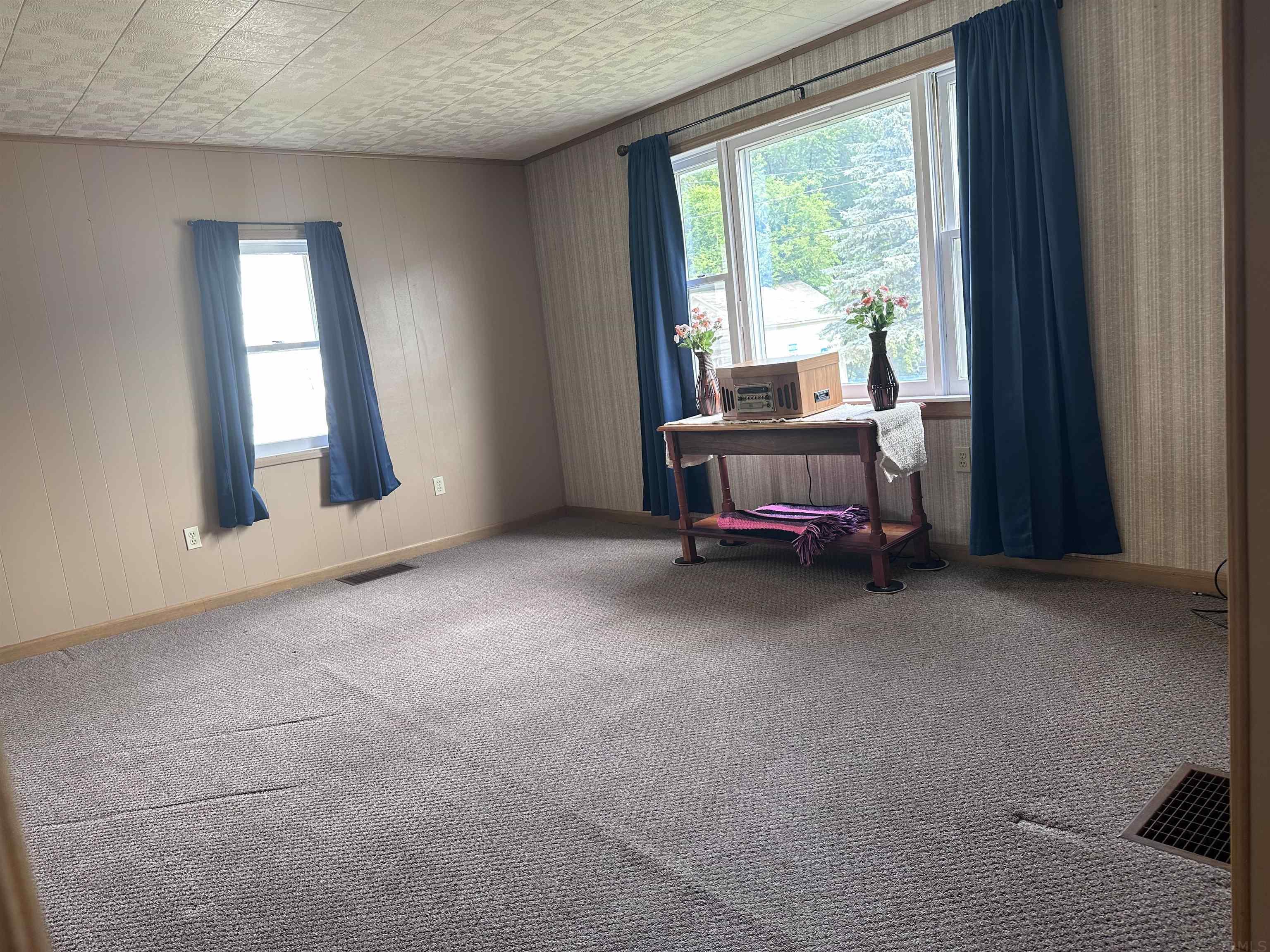 116 Harrison Street St. Joe, IN 46785 - Photo 11 of 19