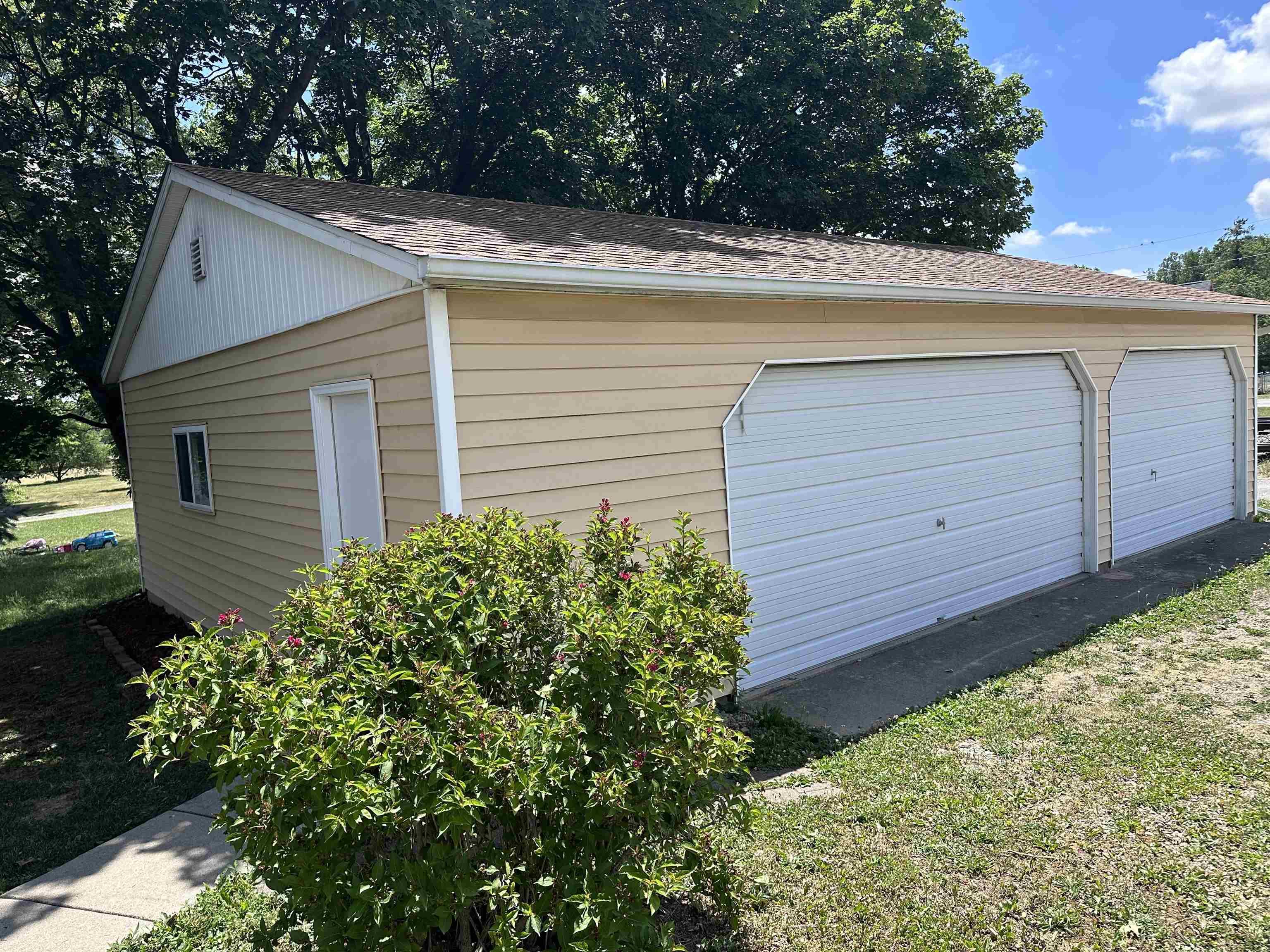 116 Harrison Street St. Joe, IN 46785 - Photo 17 of 19