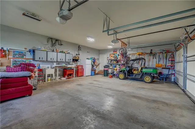 $1,595,000 | 12714 South Harris Road, Greenwood, MO 64034