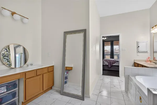 $419,990 | 513 Timberside Drive, Terrell, TX 75161