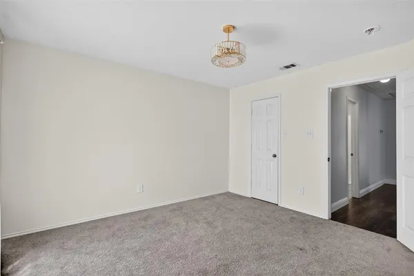 $419,990 | 513 Timberside Drive, Terrell, TX 75161