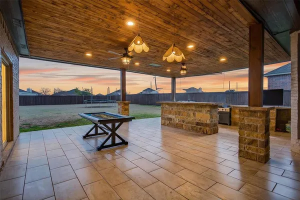 $419,990 | 513 Timberside Drive, Terrell, TX 75161