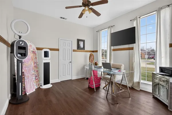 $419,990 | 513 Timberside Drive, Terrell, TX 75161