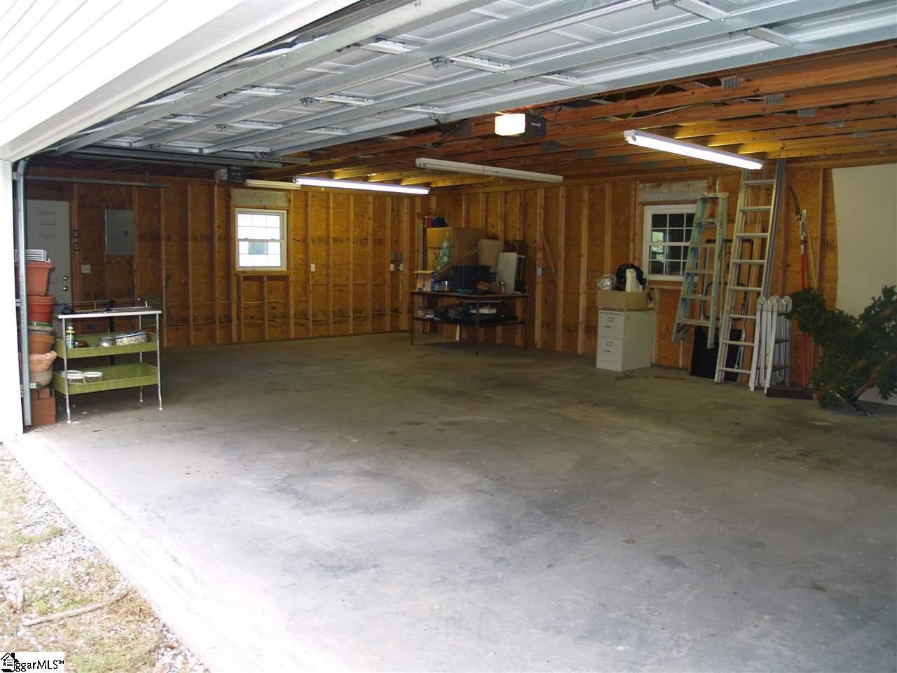 925 Talley Bridge Road Cleveland, SC 29635 - Photo 27 of 36