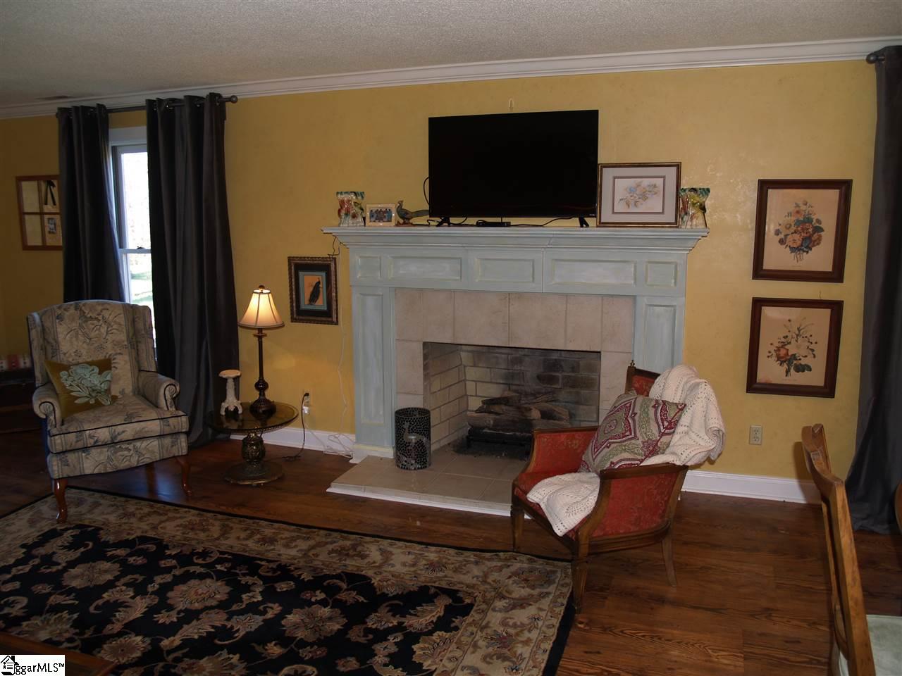 925 Talley Bridge Road Cleveland, SC 29635 - Photo 5 of 36