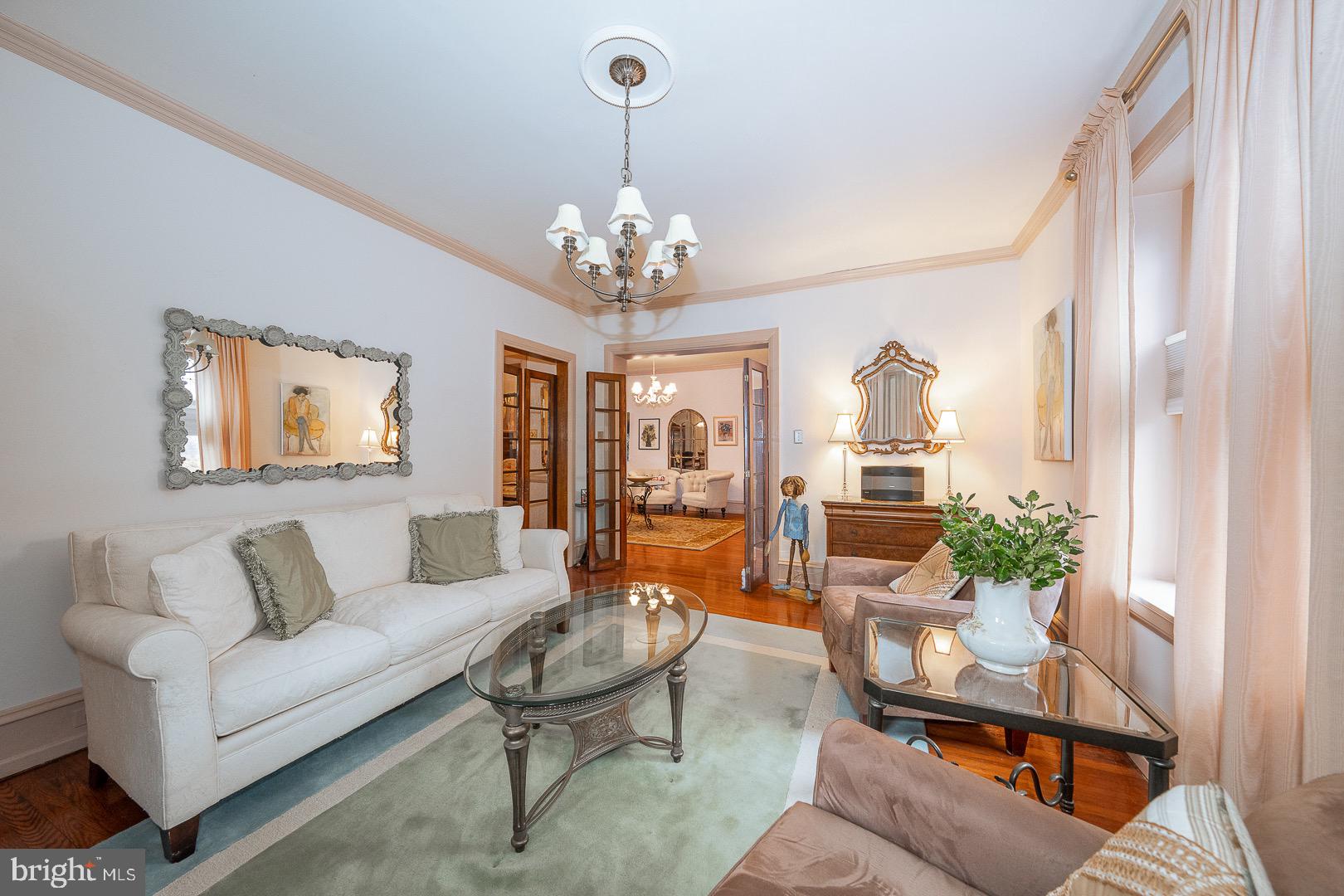 6323 Sherwood Road Philadelphia, PA 19151 - Photo 20 of 132