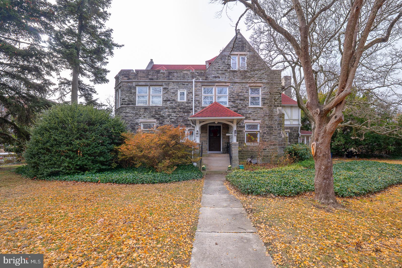 6323 Sherwood Road Philadelphia, PA 19151 - Photo 3 of 132