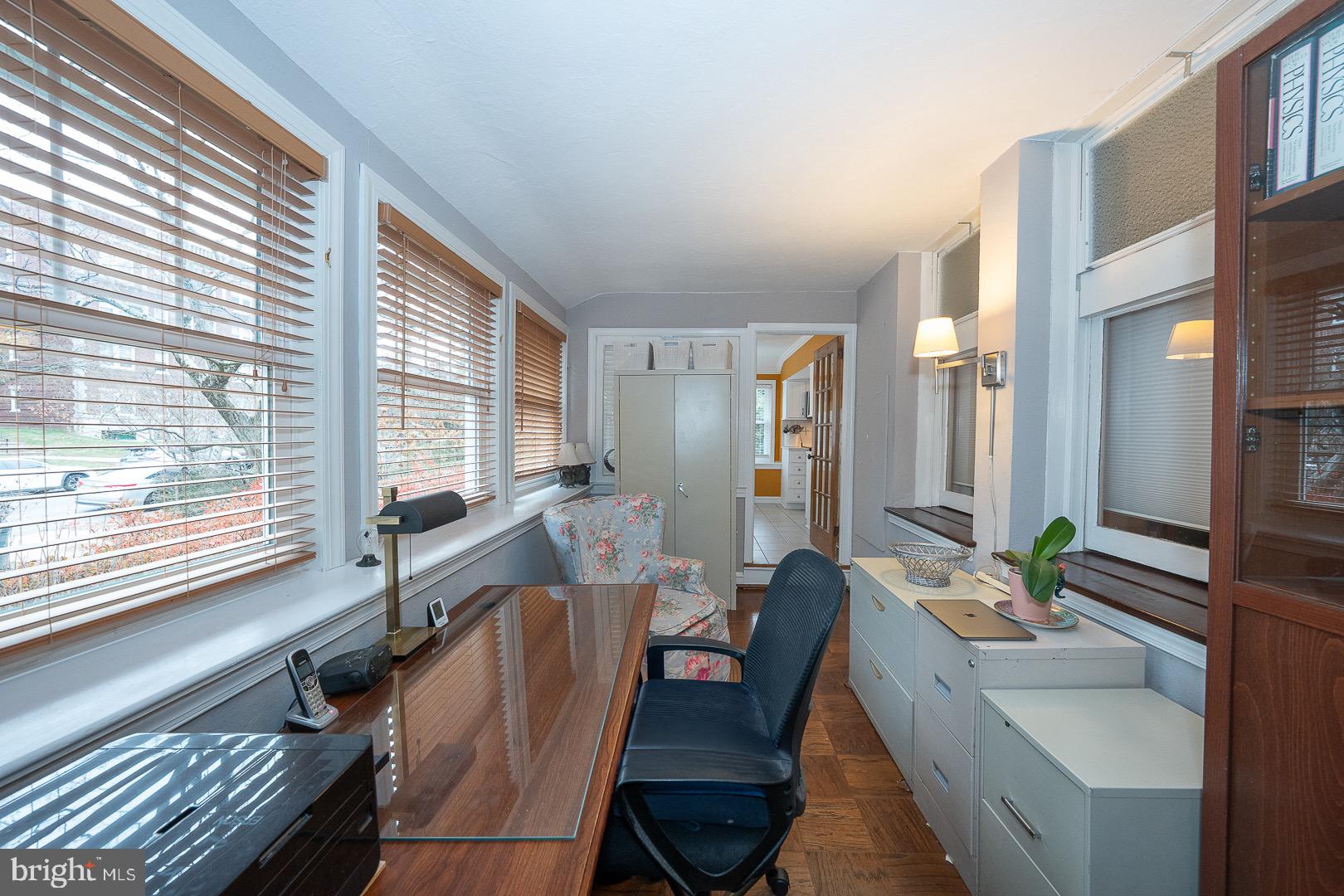 6323 Sherwood Road Philadelphia, PA 19151 - Photo 40 of 132