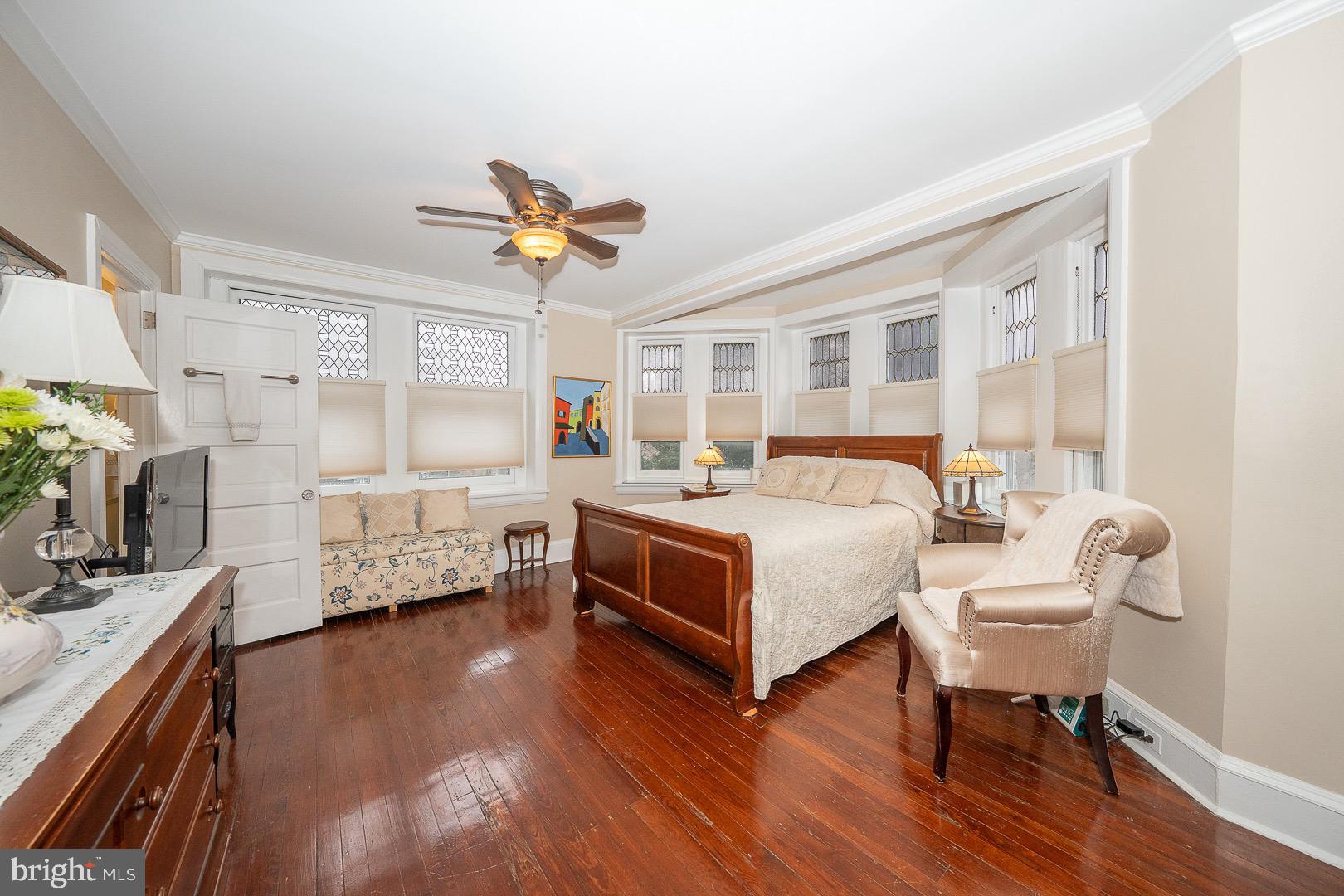 6323 Sherwood Road Philadelphia, PA 19151 - Photo 57 of 132