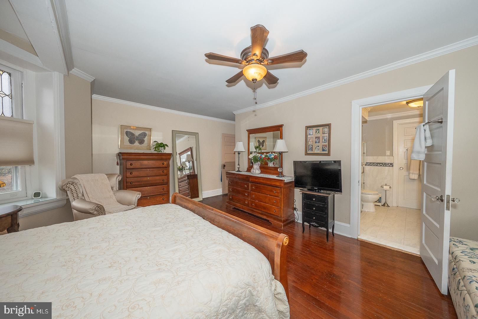 6323 Sherwood Road Philadelphia, PA 19151 - Photo 58 of 132