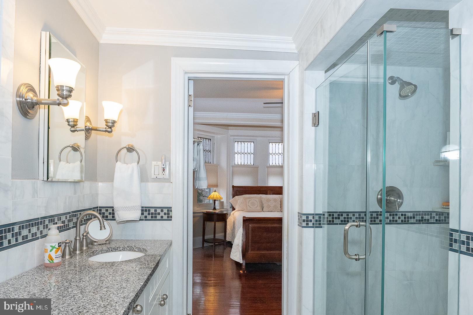 6323 Sherwood Road Philadelphia, PA 19151 - Photo 60 of 132