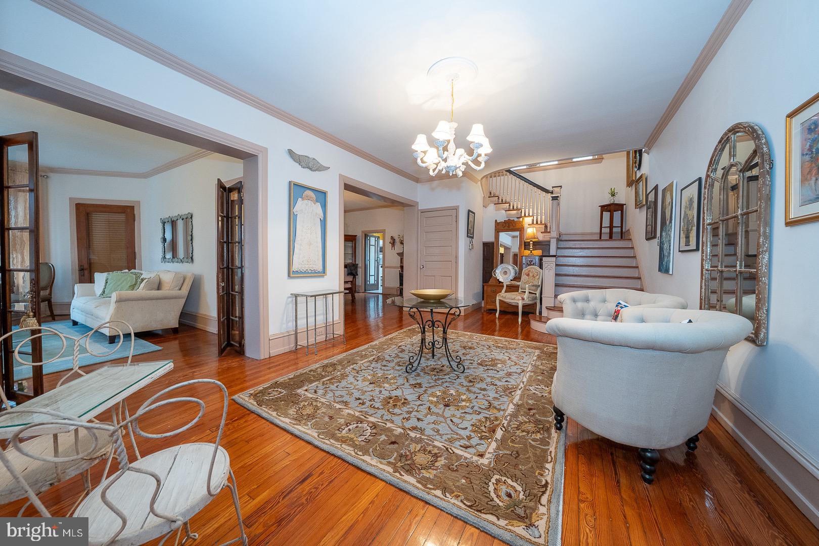 6323 Sherwood Road Philadelphia, PA 19151 - Photo 9 of 132