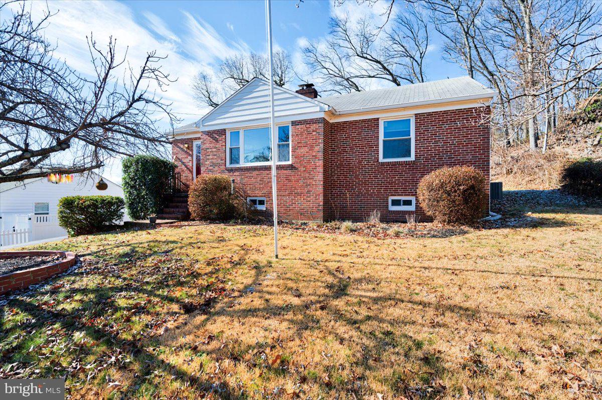 6102 Hanover Road Hanover, MD 21076 - Photo 3 of 54