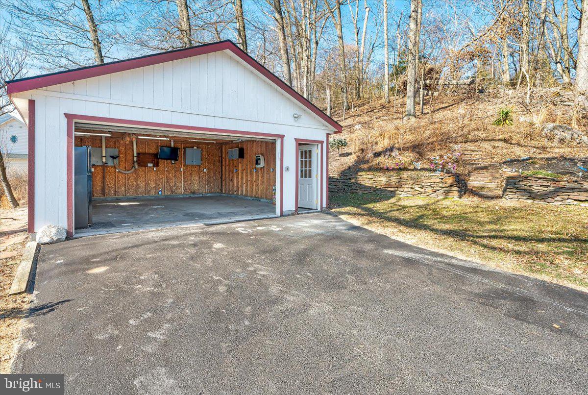 6102 Hanover Road Hanover, MD 21076 - Photo 31 of 54