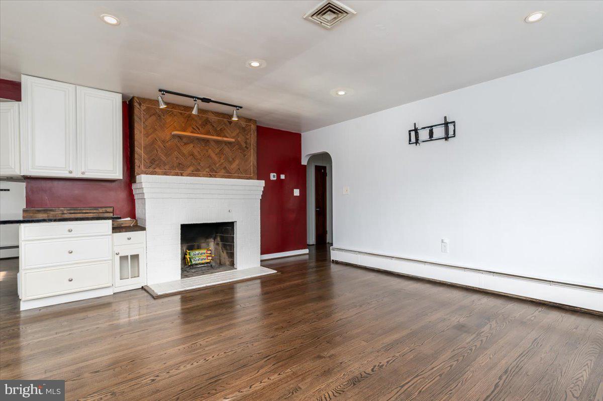 6102 Hanover Road Hanover, MD 21076 - Photo 8 of 54