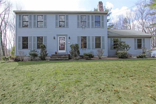 17 Tara Road Southborough, MA 01772 - Photo 1 of 18 Gallery Image 1
