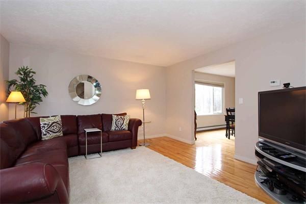 17 Tara Road Southborough, MA 01772 - Photo 2 of 18 Gallery Image 2