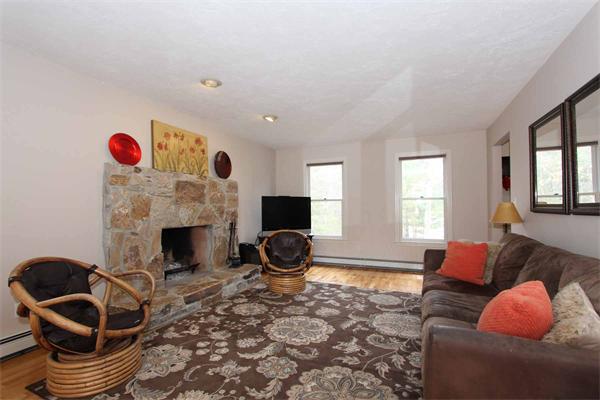 17 Tara Road Southborough, MA 01772 - Photo 4 of 18 Gallery Image 4