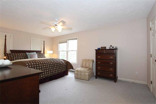 17 Tara Road Southborough, MA 01772 - Photo 10 of 18 Gallery Image 10