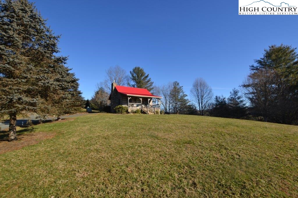 176 River Bend Hills Road Crumpler, NC 28617 - Photo 11 of 31 Gallery Image 11