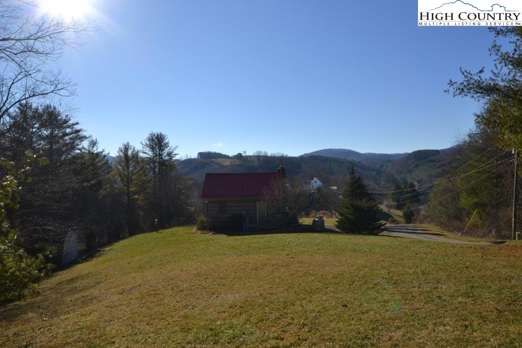 176 River Bend Hills Road Crumpler, NC 28617 - Photo 14 of 31 Gallery Image 14