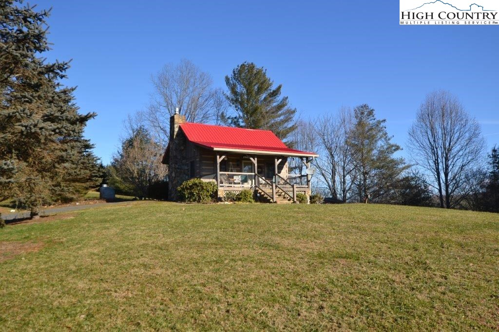 176 River Bend Hills Road Crumpler, NC 28617 - Photo 8 of 31 Gallery Image 8