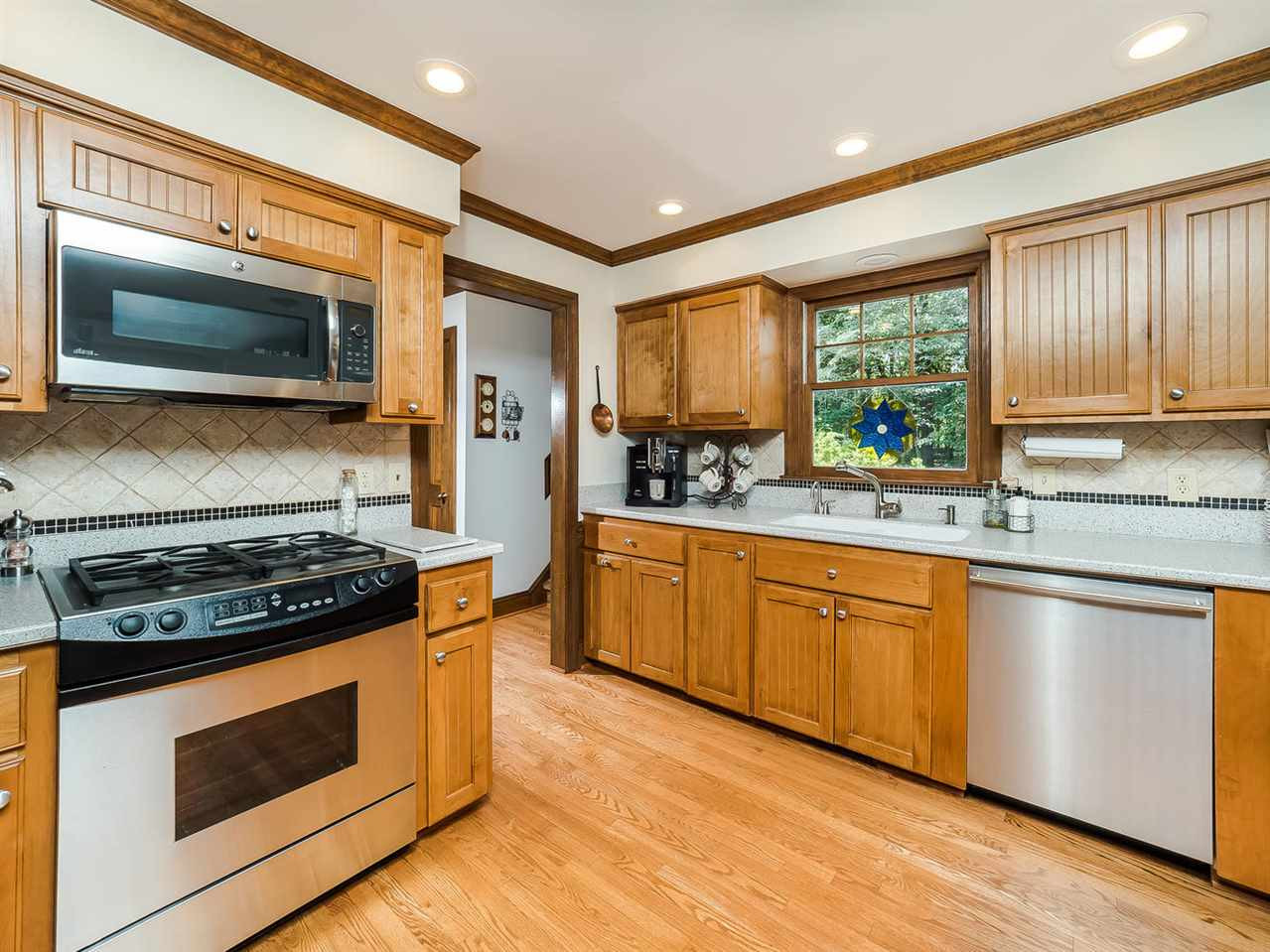 717 Lanham Place Raleigh, NC 27615 - Photo 9 of 30 Photo 9