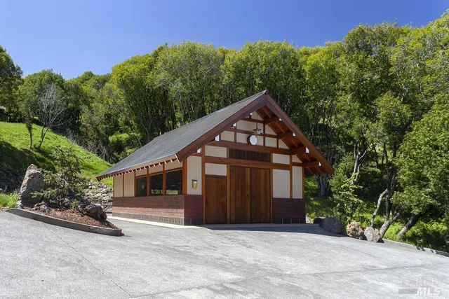 $11,995,000 | 333-345 Willow Road, Nicasio, CA 94946