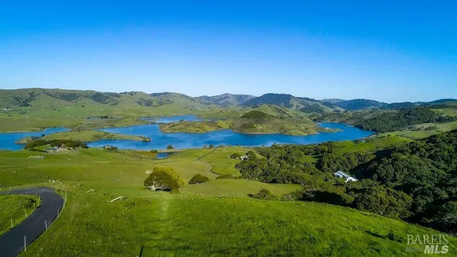 $11,995,000 | 333-345 Willow Road, Nicasio, CA 94946