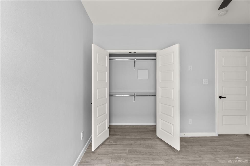 11018 North 33rd Lane, Unit 2 McAllen, TX 78504 - Photo 9 of 17 a view of an empty room