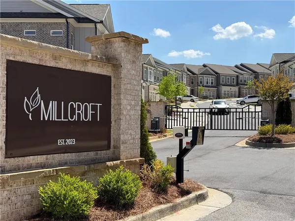 $2,400 | 5208 Riden Court, Buford, GA 30518