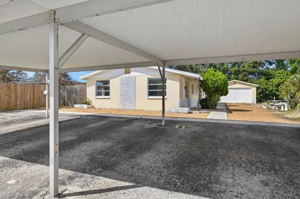 $1,225 | 5409 Oceanic Road, Holiday, FL 34690