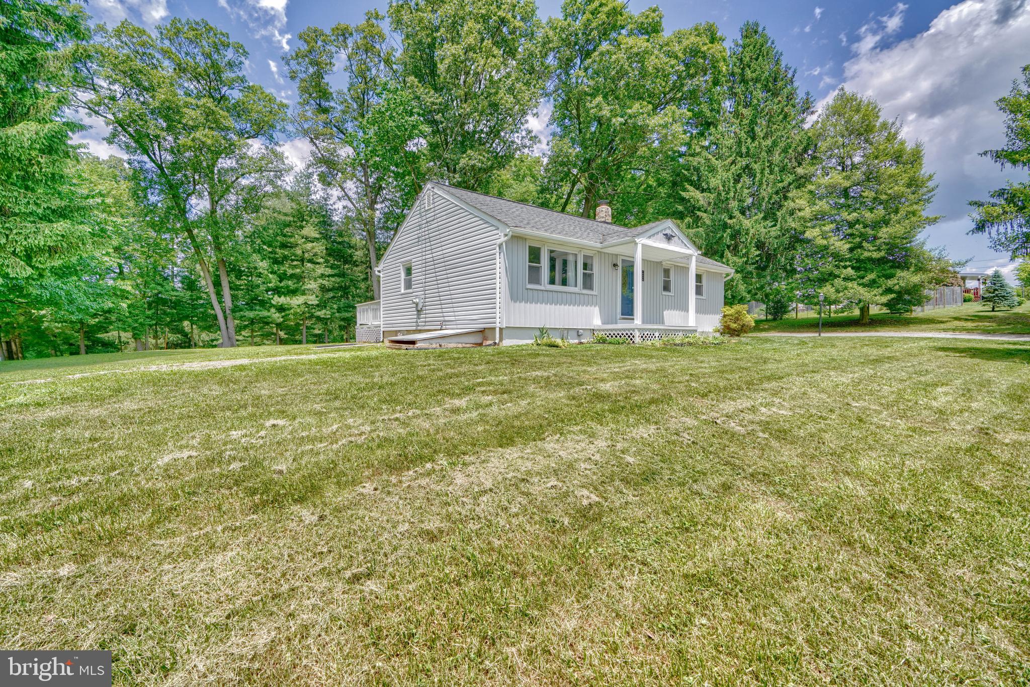 19638 Graystone Road White Hall, MD 21161 - Photo 4 of 49