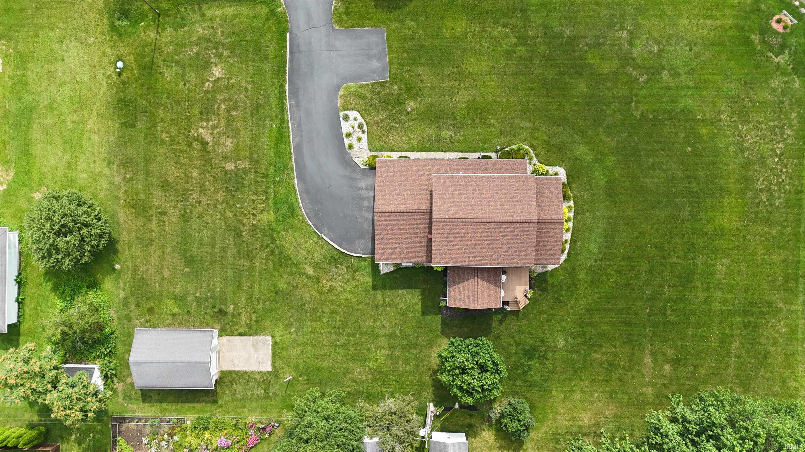 3270 North Rangeline Road Huntington, IN 46750 - Photo 5 of 36 Gallery Image 5